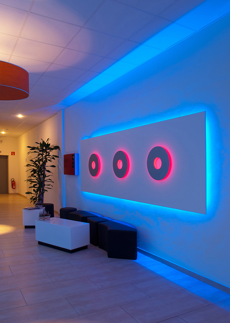 Faretti led per bagno: led stripes rgb ip strip striscia flex per ... Applique per bagno in legno